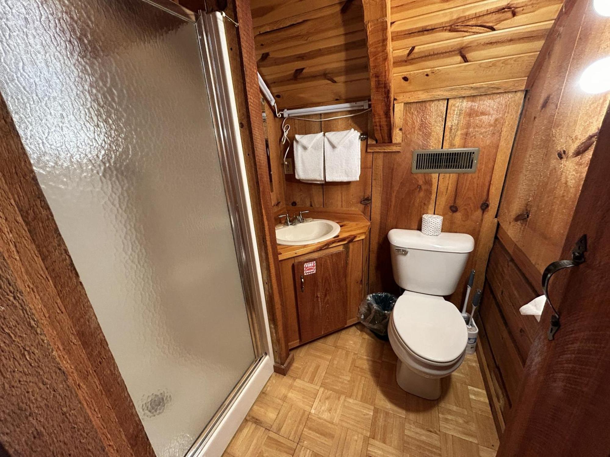 Love Shack Pigeon Forge Ngoại thất bức ảnh