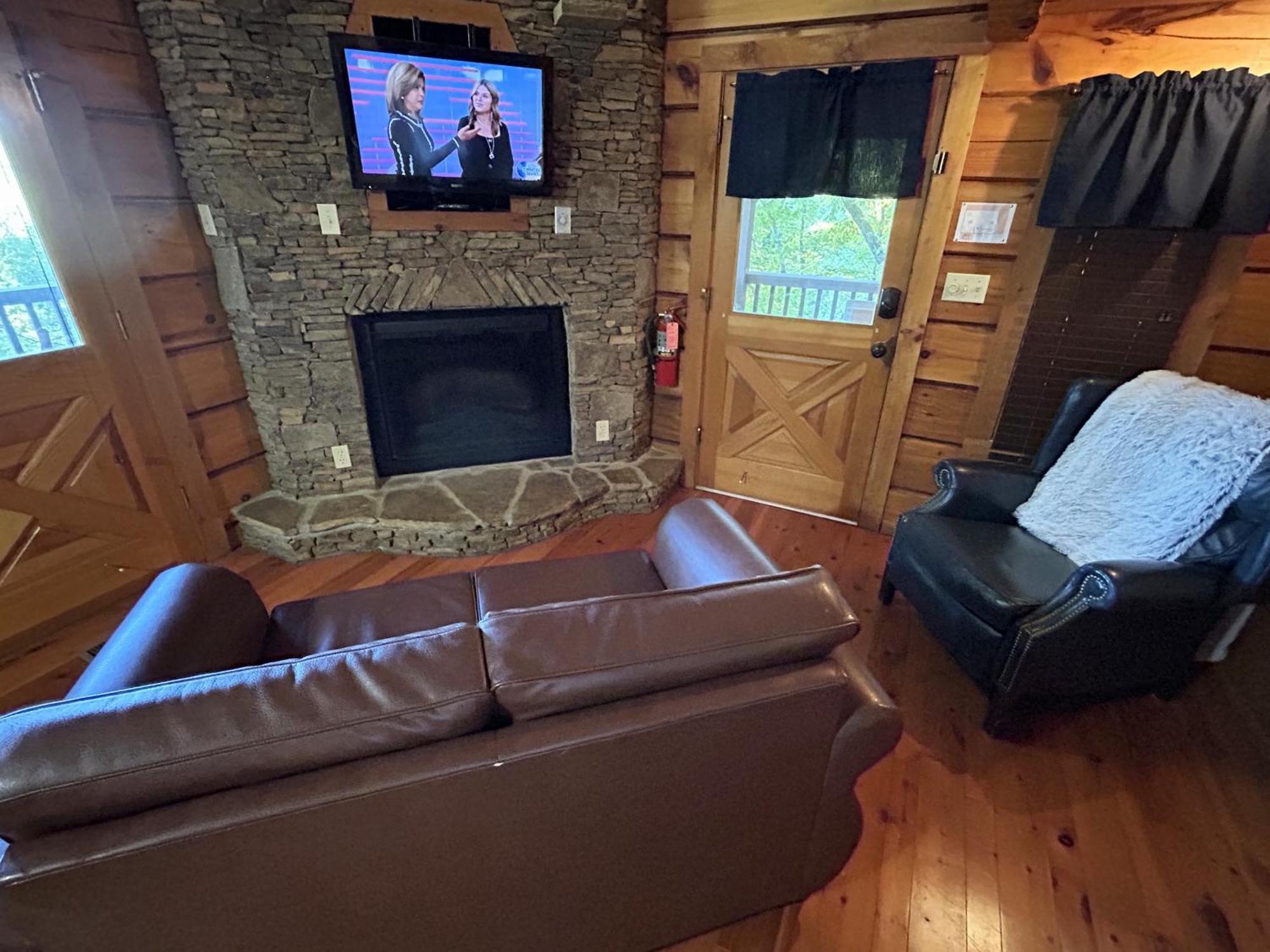 Love Shack Pigeon Forge Ngoại thất bức ảnh