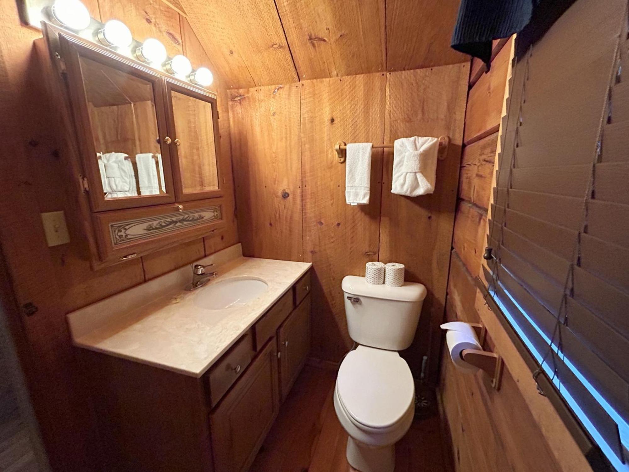 Love Shack Pigeon Forge Ngoại thất bức ảnh